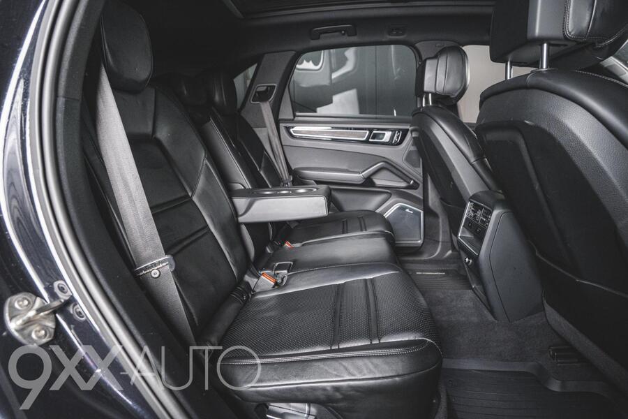 Porsche Cayenne vaihtoauto