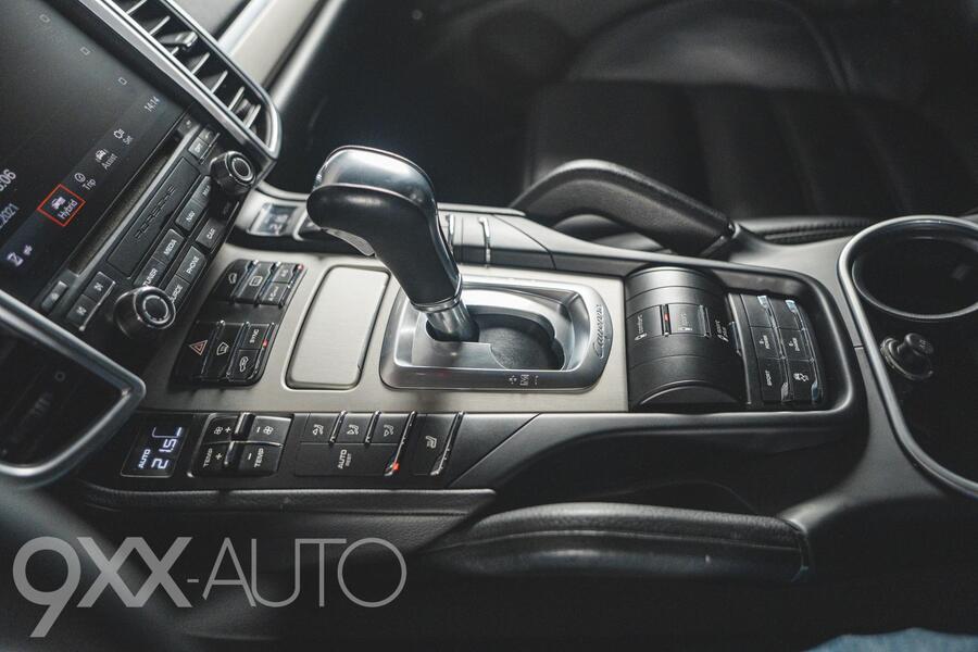 Porsche Cayenne vaihtoauto