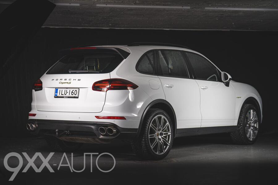Porsche Cayenne vaihtoauto
