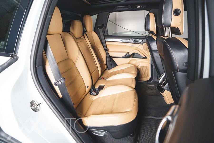 Porsche Cayenne vaihtoauto