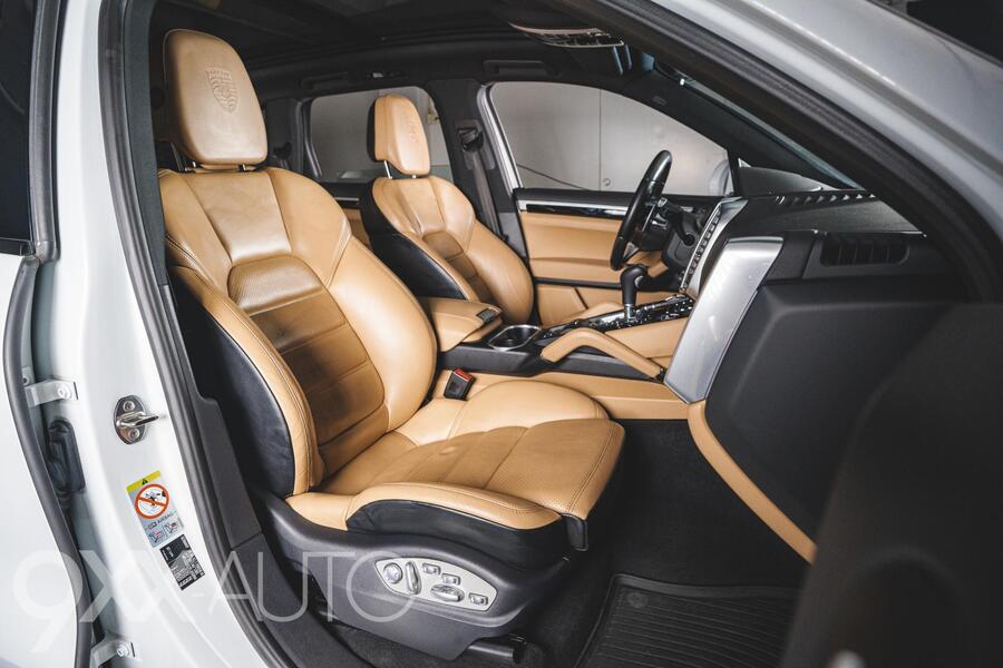 Porsche Cayenne vaihtoauto