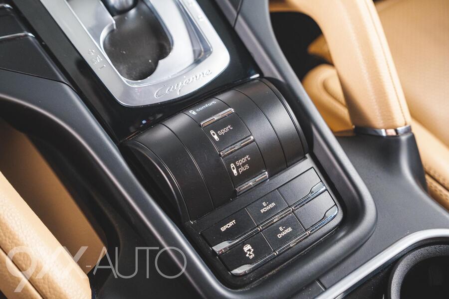 Porsche Cayenne vaihtoauto