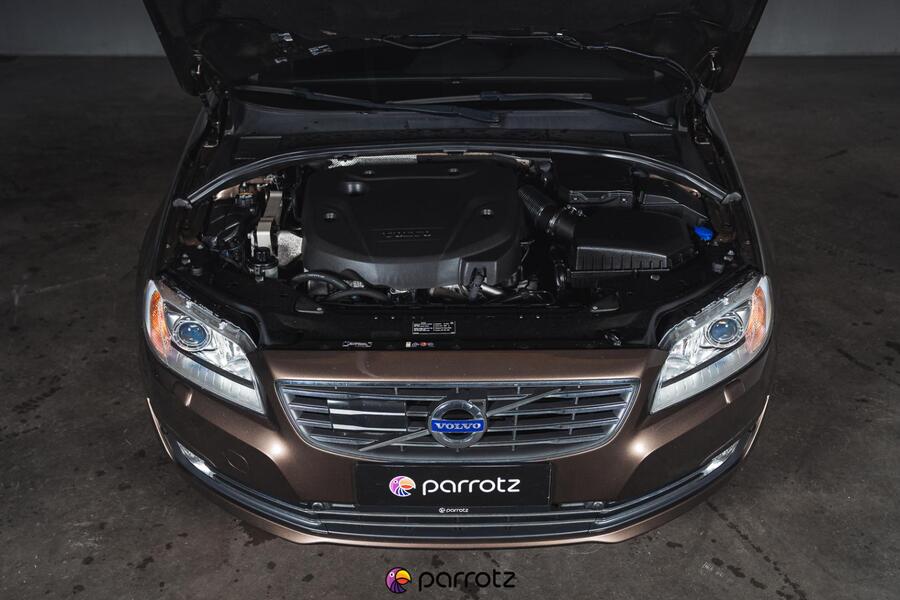 Volvo V70 vaihtoauto