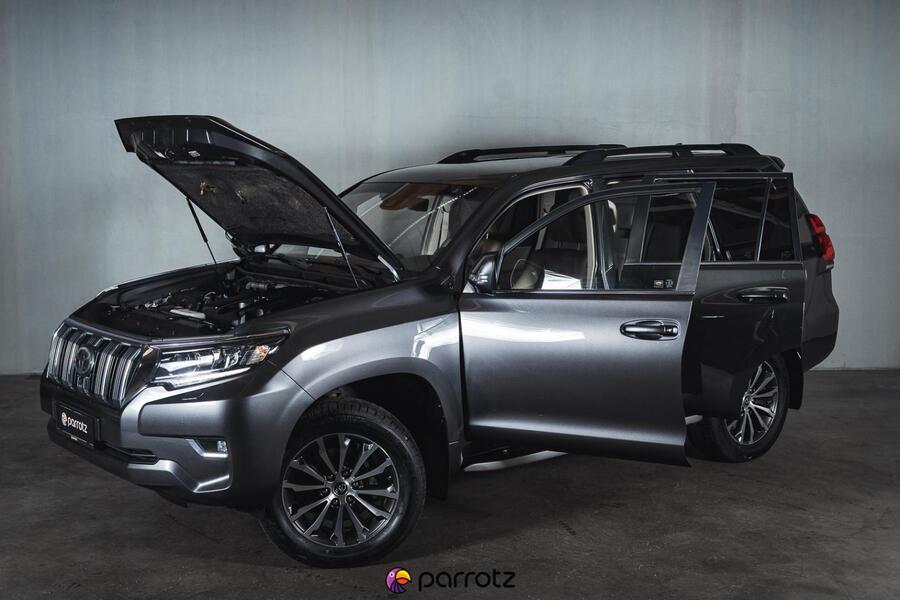 Toyota Land Cruiser vaihtoauto