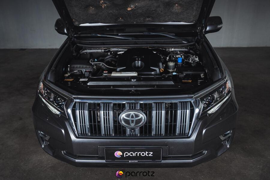 Toyota Land Cruiser vaihtoauto