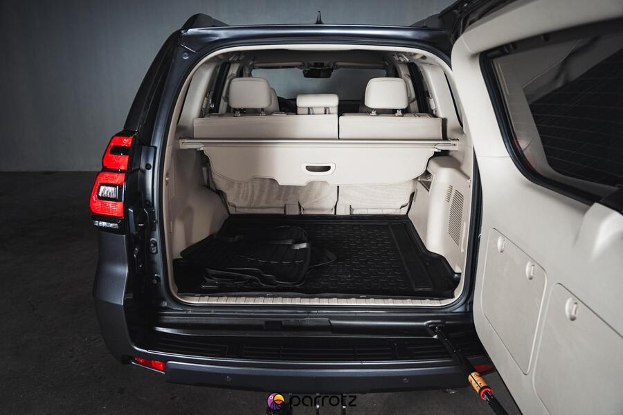 Toyota Land Cruiser vaihtoauto