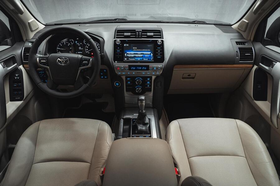 Toyota Land Cruiser vaihtoauto