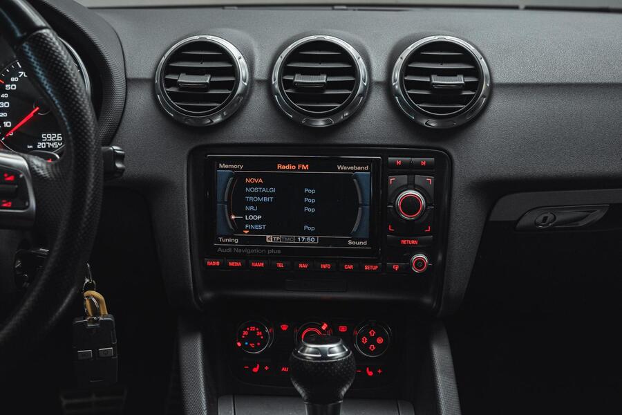Audi TT vaihtoauto
