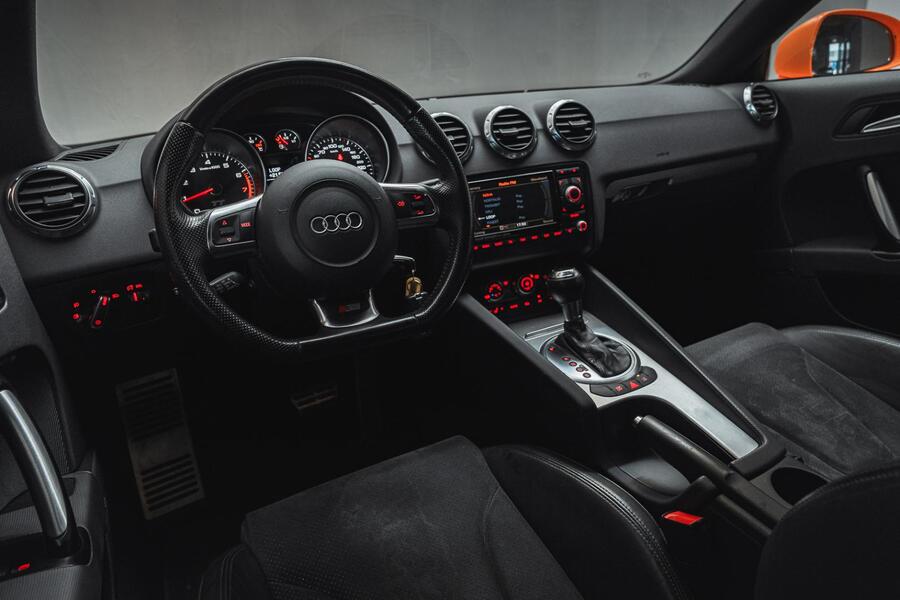 Audi TT vaihtoauto