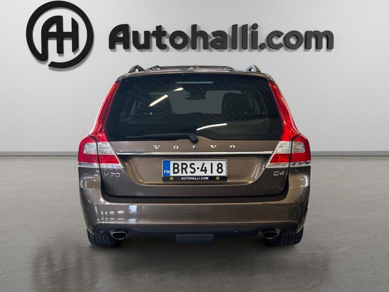 Volvo V70 vaihtoauto