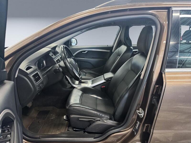 Volvo V70 vaihtoauto