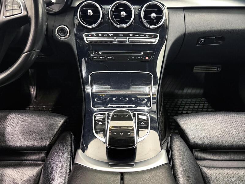 Mercedes-Benz C vaihtoauto