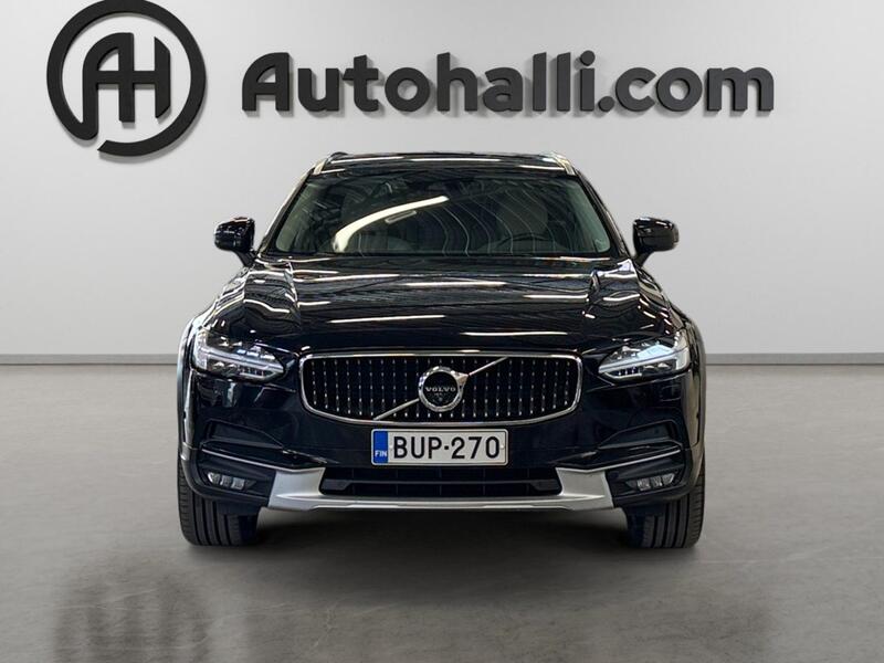 Volvo V90 Cross Country vaihtoauto
