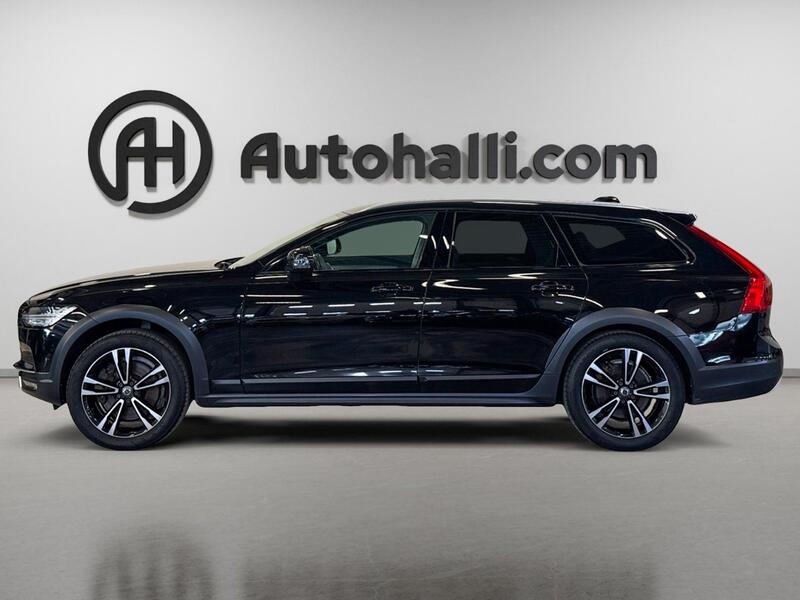 Volvo V90 Cross Country vaihtoauto