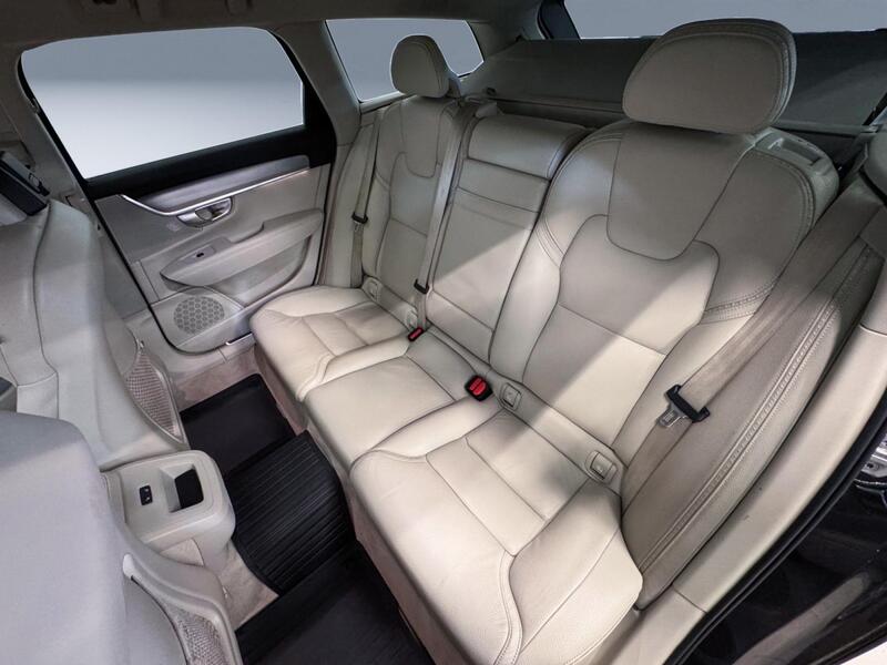 Volvo V90 Cross Country vaihtoauto