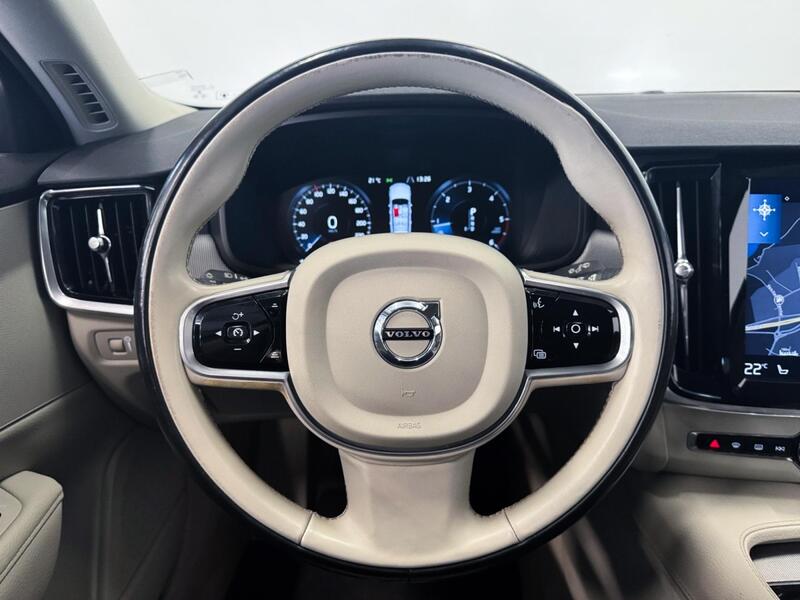 Volvo V90 Cross Country vaihtoauto