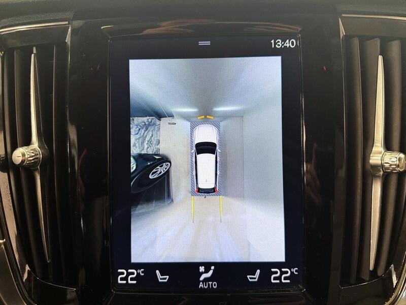 Volvo V90 Cross Country vaihtoauto