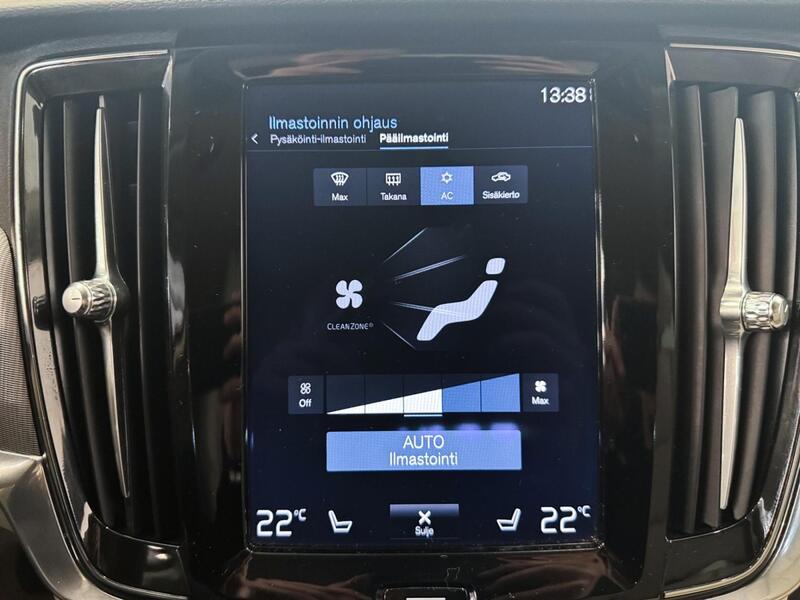 Volvo V90 Cross Country vaihtoauto