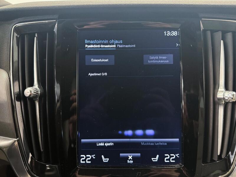 Volvo V90 Cross Country vaihtoauto