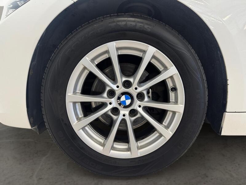 BMW 320 vaihtoauto