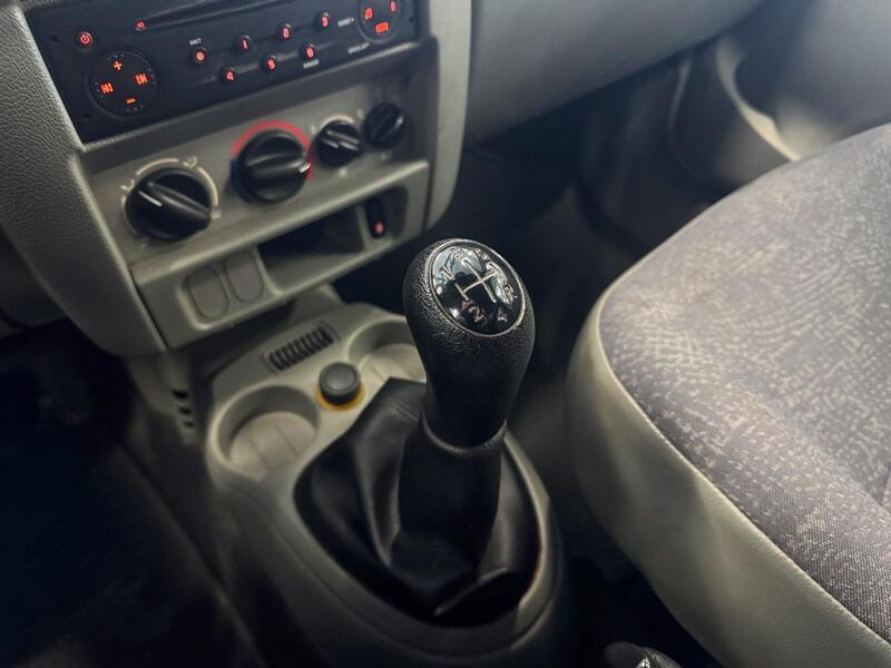 Nissan Kubistar vaihtoauto