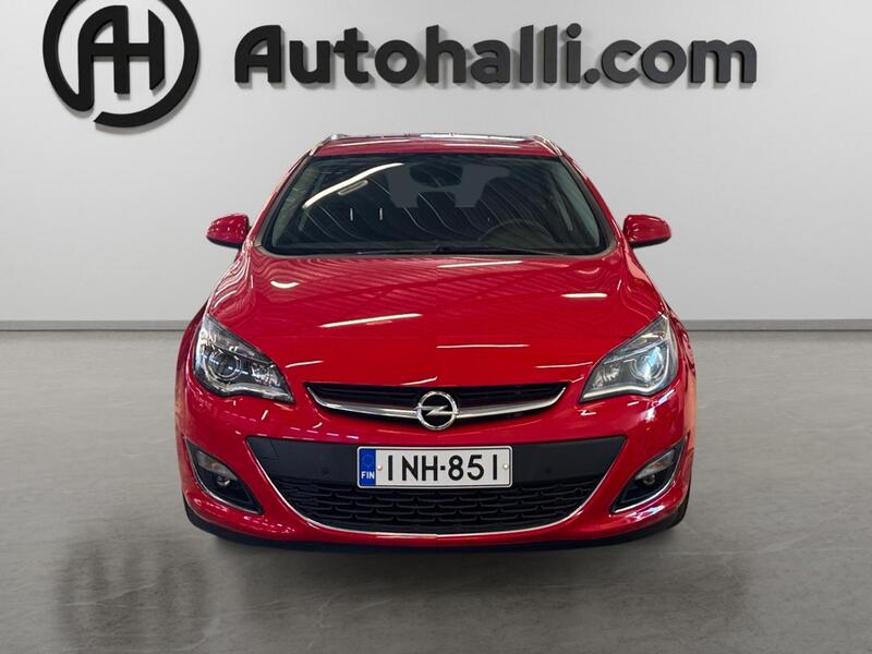 Opel Astra vaihtoauto