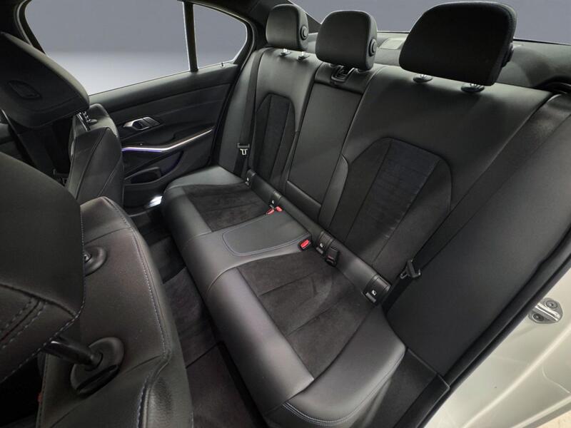 BMW 330 vaihtoauto