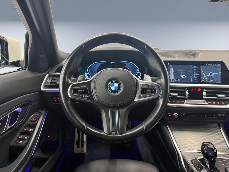 BMW 330 vaihtoauto