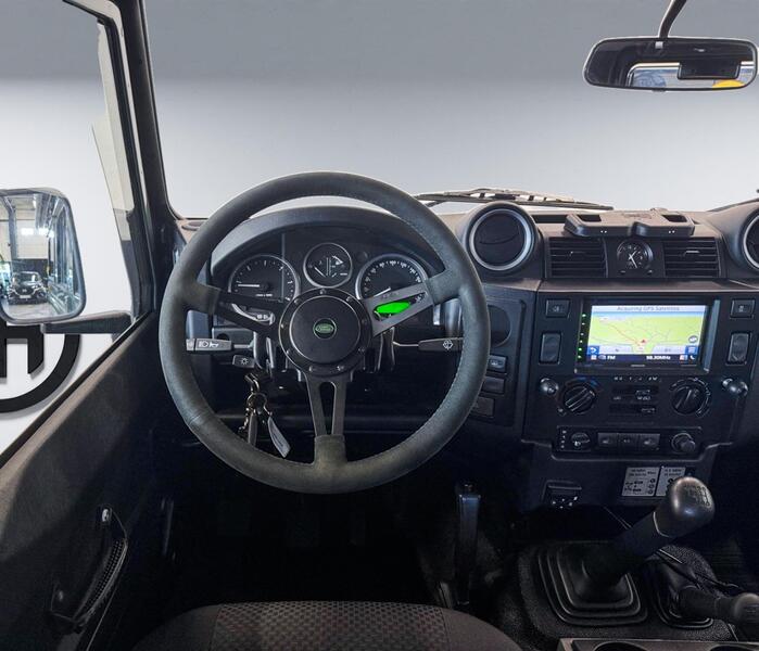 Land Rover Defender vaihtoauto