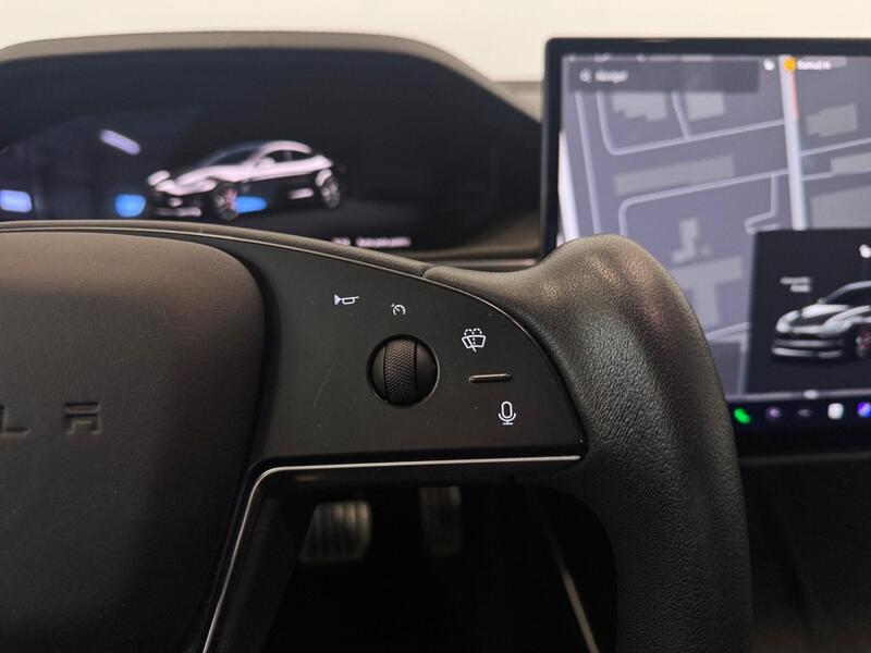 Tesla Model S vaihtoauto