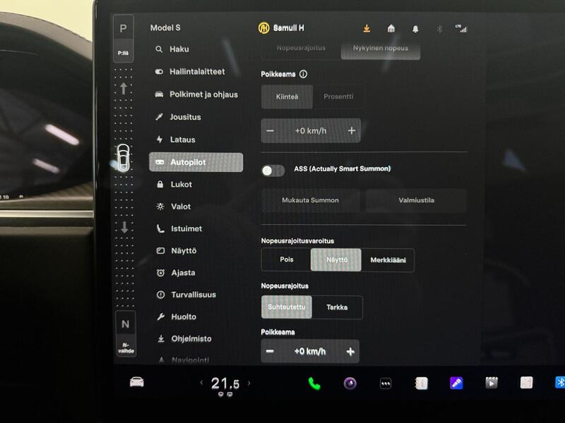 Tesla Model S vaihtoauto
