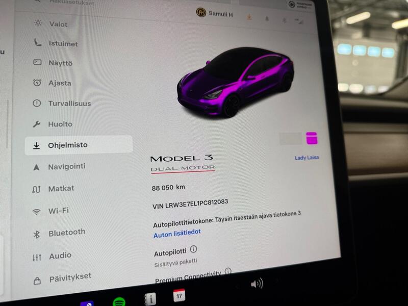 Tesla Model 3 vaihtoauto