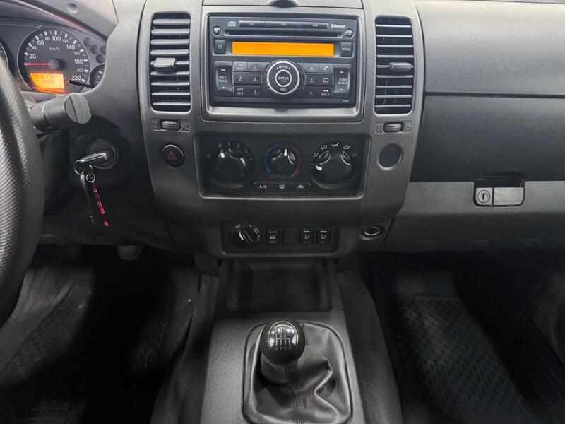 Nissan Navara vaihtoauto