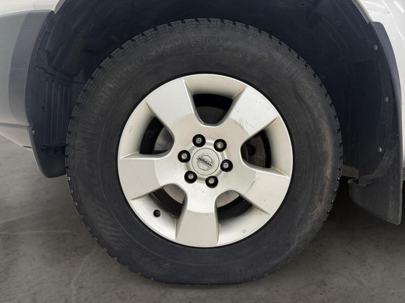 Nissan Navara vaihtoauto