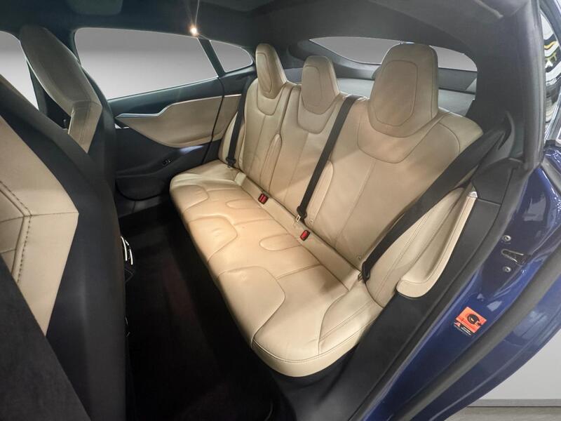 Tesla Model S vaihtoauto