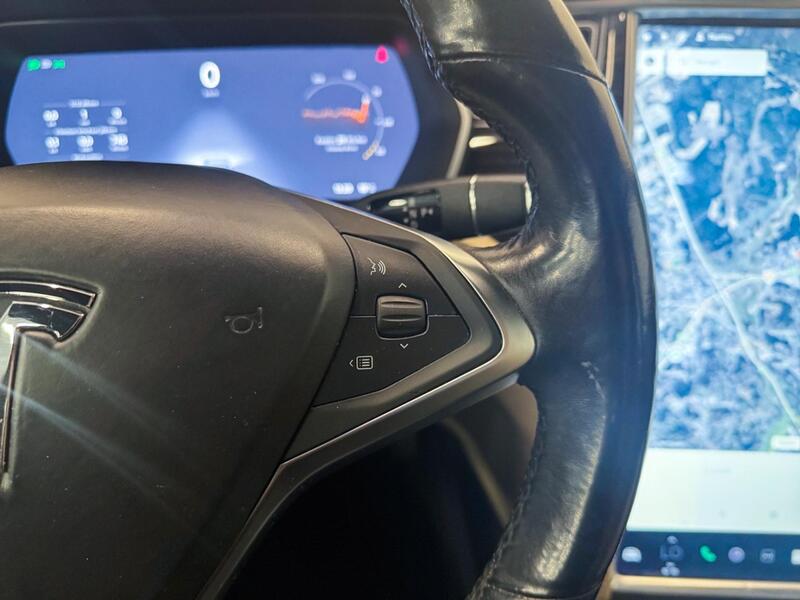 Tesla Model S vaihtoauto