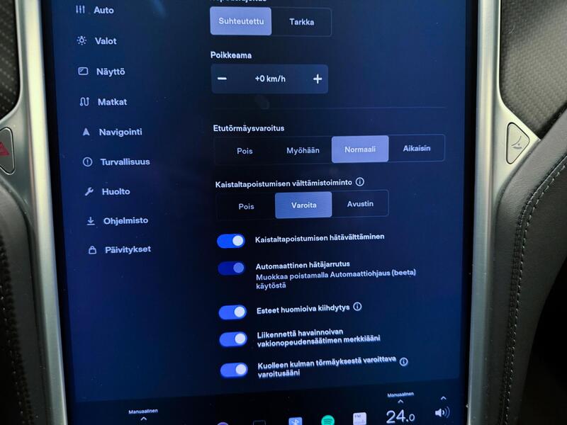 Tesla Model X vaihtoauto