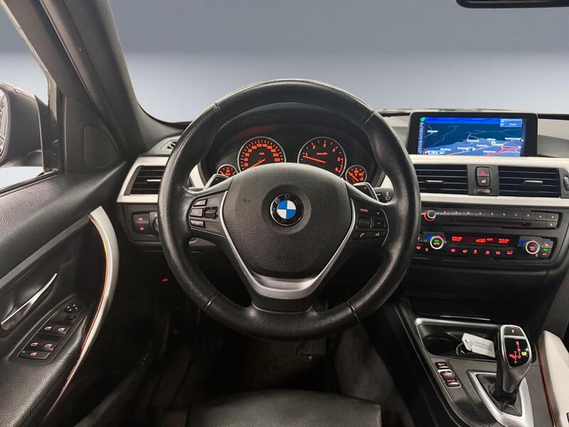 BMW 320 vaihtoauto