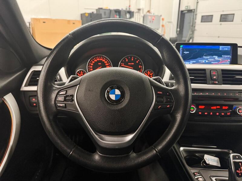 BMW 320 vaihtoauto