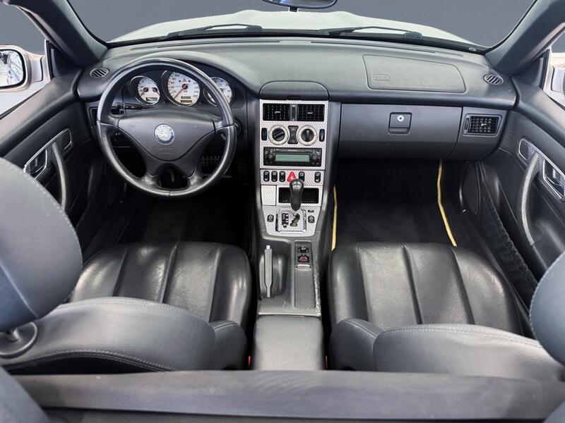 Mercedes-Benz SLK vaihtoauto