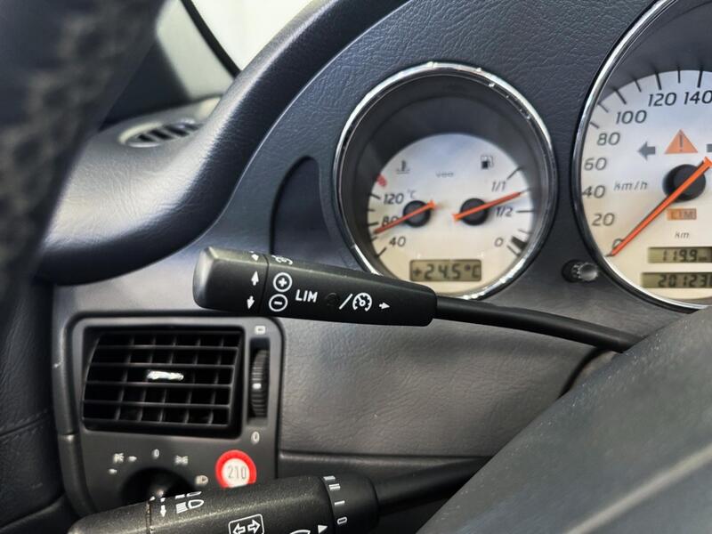 Mercedes-Benz SLK vaihtoauto