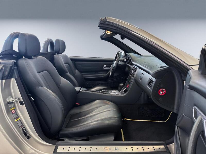 Mercedes-Benz SLK vaihtoauto