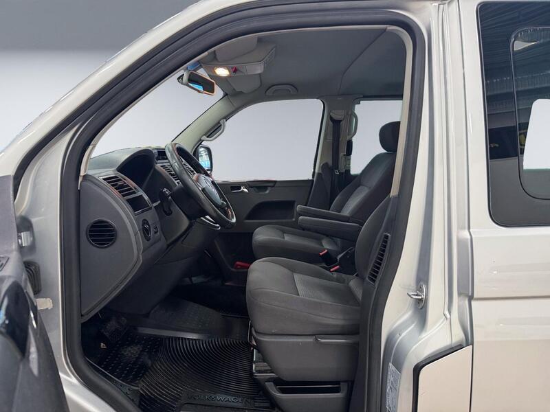 Volkswagen Caravelle vaihtoauto