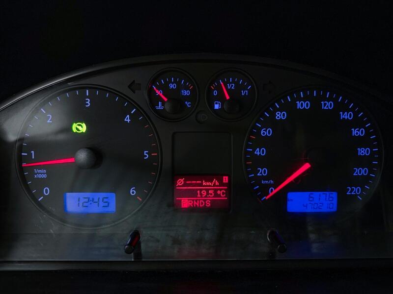 Volkswagen Caravelle vaihtoauto