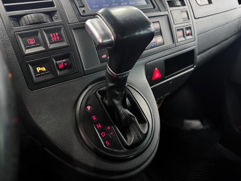 Volkswagen Caravelle vaihtoauto