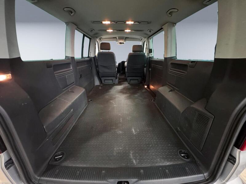 Volkswagen Caravelle vaihtoauto