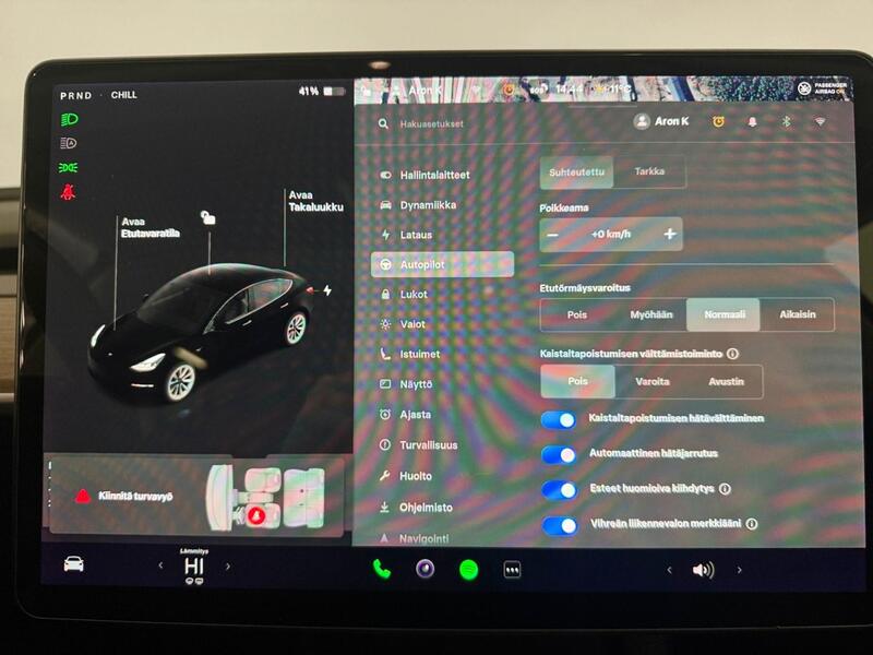 Tesla Model 3 vaihtoauto