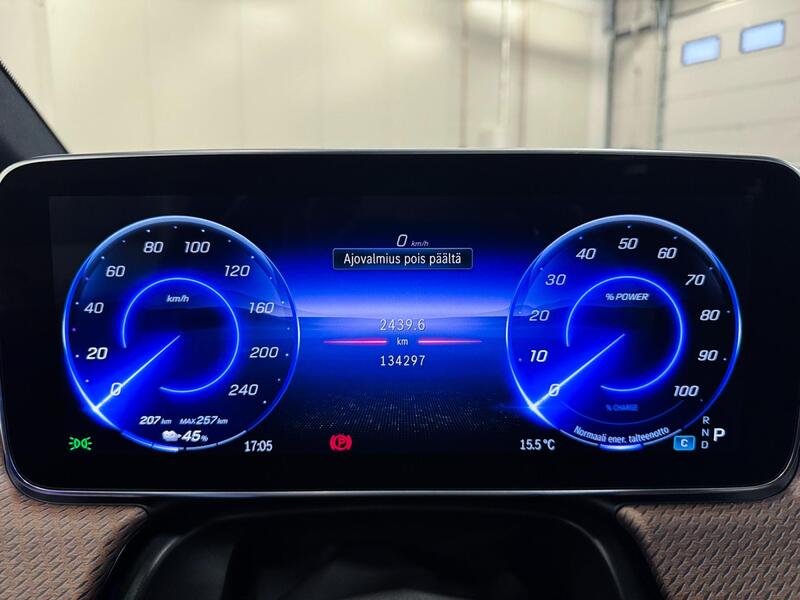 Mercedes-Benz EQE vaihtoauto