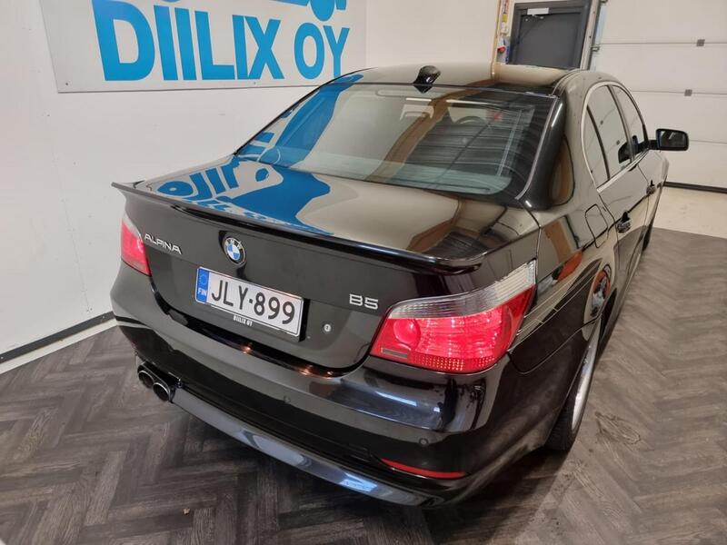 BMW M5 vaihtoauto