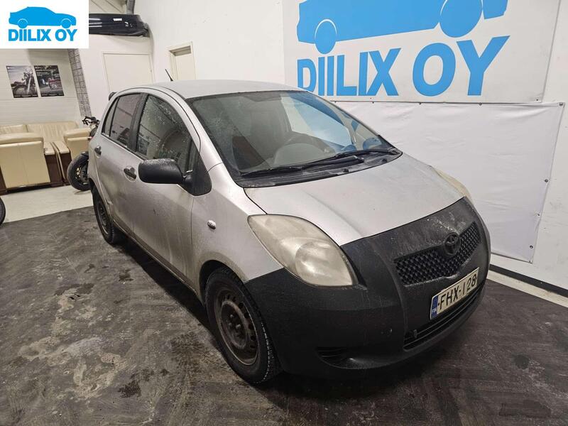 Toyota Yaris vaihtoauto